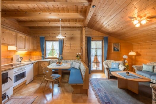 Ferienwohnung mit Küche im Holzhaus in Österreich